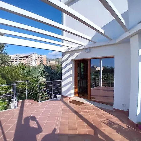 Carachouse Gæstehus *